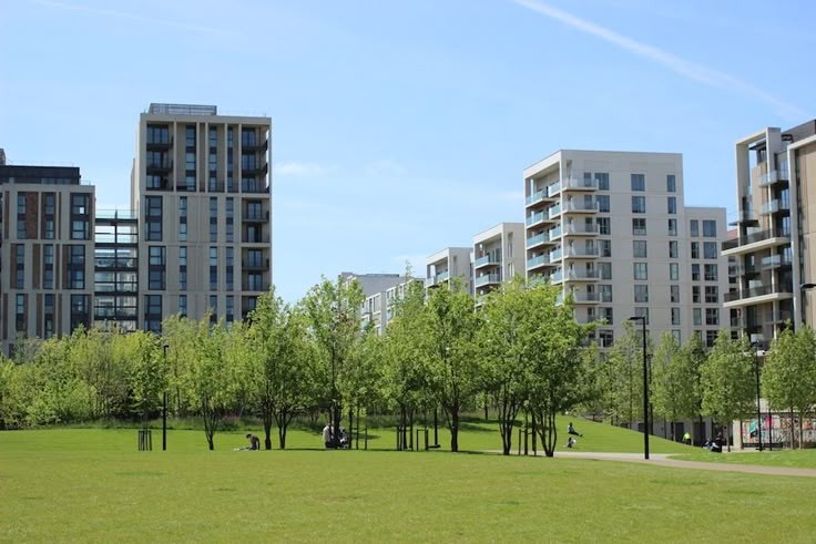 Far Capital Background